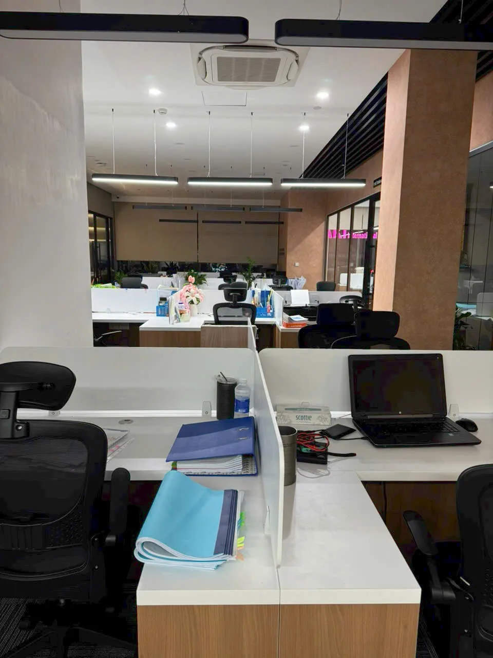 Tăng hiệu suất làm việc với nội thất văn phòng TH MAX tại Prime Solution